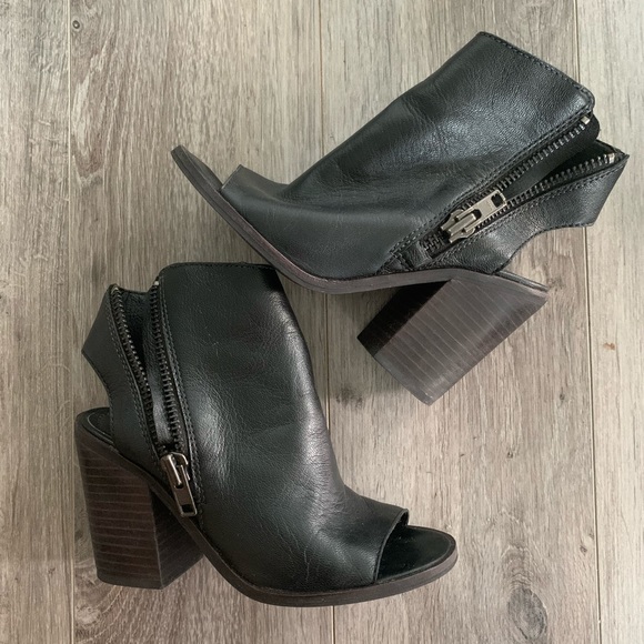 Steve Madden Terraa peep toe heels size 5.5 - Picture 1 of 4